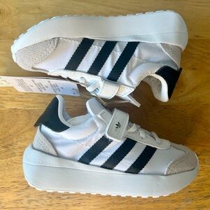 Adidas Kids White and Black Sneakers. Kids size 10C